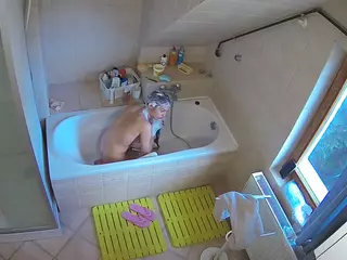 Julmodels Bathroom 2nd Floor-1's Live Sex Cam Show