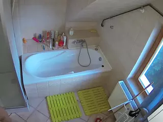 Julmodels Bathroom 2nd Floor-1's Live Sex Cam Show