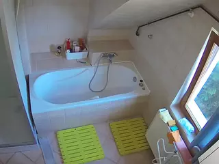 Julmodels Bathroom 2nd Floor-1's Live Sex Cam Show