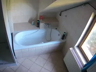 Julmodels Bathroom 2nd Floor-1's Live Sex Cam Show