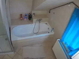 Julmodels Bathroom 2nd Floor-1's Live Sex Cam Show