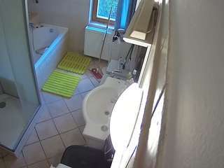 Black Cam Models camsoda voyeurcam-julmodels-bath-2nd-2