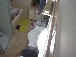 voyeurcam-julmodels-bath-2nd-2 Cam Model Search camsoda