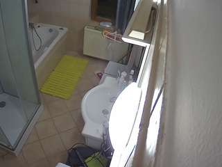 voyeurcam-julmodels-bath-2nd-2 Black Cam Models camsoda