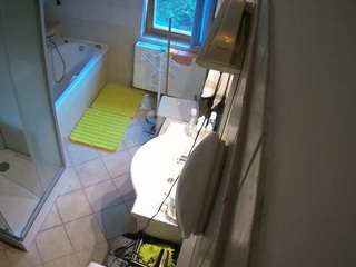 African Cam Models camsoda voyeurcam-julmodels-bath-2nd-2