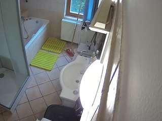 camsoda voyeurcam-julmodels-bath-2nd-2