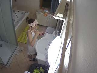 Live Cam Model camsoda voyeurcam-julmodels-bath-2nd-2