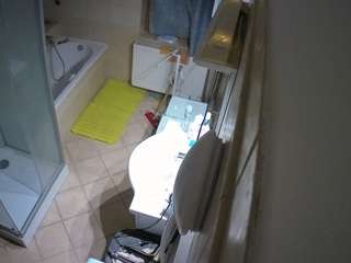 Voyeur House Hidden Real Life Cam camsoda voyeurcam-julmodels-bath-2nd-2