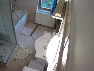 Hd, Voyeur, Shower, Sexwebcam, Pov, Julmodels house, Hidden cam, Hidden, Fl..., Porn Cam Soda 0