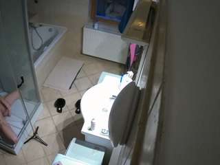 voyeurcam-julmodels-bath-2nd-2