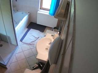 Julmodels Bathroom 2nd Floor-2