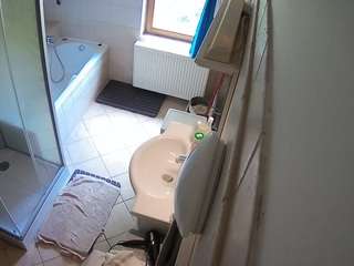 Julmodels Bathroom 2nd Floor-2