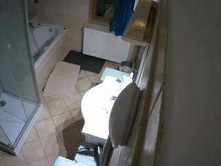 voyeurcam-julmodels-bath-2nd-2 webcam model