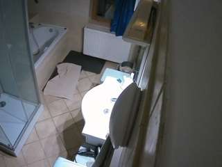 voyeurcam-julmodels-bath-2nd-2 webcam model