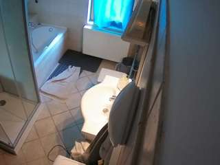 Julmodels Bathroom 2nd Floor-2