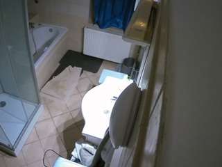 voyeurcam-julmodels-bath-2nd-2 Webcam Model Profile