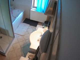 Julmodels Bathroom 2nd Floor-2