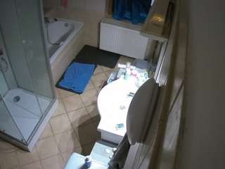 Julmodels Bathroom 2nd Floor-2