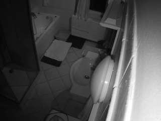 voyeurcam-julmodels-bath-2nd-2