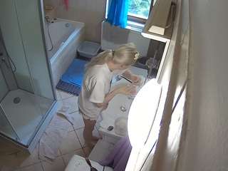 Julmodels Bathroom 2nd Floor-2