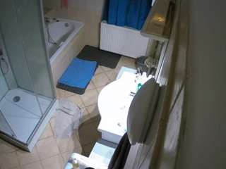 voyeurcam-julmodels-bath-2nd-2 webcam model