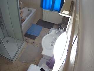 Julmodels Bathroom 2nd Floor-2