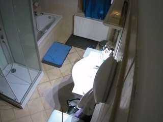 voyeurcam-julmodels-bath-2nd-2 camsoda