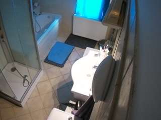 Julmodels Bathroom 2nd Floor