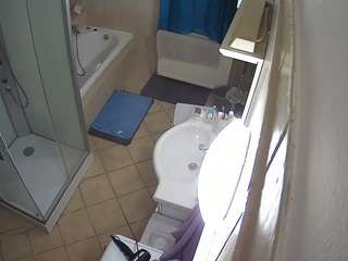 Julmodels Bathroom 2nd Floor-2