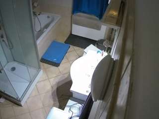 voyeurcam-julmodels-bath-2nd-2