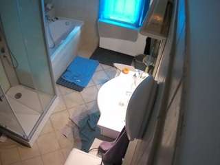 Julmodels Bathroom 2nd Floor-2