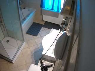 voyeurcam-julmodels-bath-2nd-2