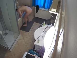 voyeurcam-julmodels-bath-2nd-2