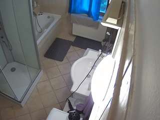 voyeurcam-julmodels-bath-2nd-2