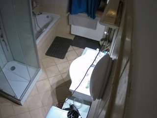 voyeurcam-julmodels-bath-2nd-2 camsoda