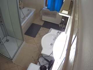 voyeurcam-julmodels-bath-2nd-2 webcam model