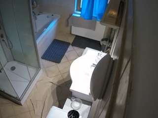 voyeurcam-julmodels-bath-2nd-2 webcam model