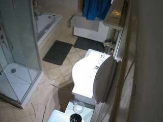 voyeurcam-julmodels-bath-2nd-2 webcam model