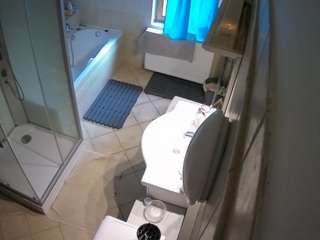 Julmodels Bathroom 2nd Floor-2