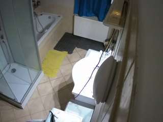 voyeurcam-julmodels-bath-2nd-2