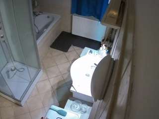 voyeurcam-julmodels-bath-2nd-2