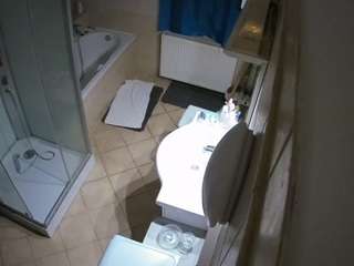 voyeurcam-julmodels-bath-2nd-2