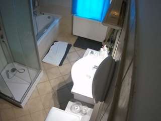 voyeurcam-julmodels-bath-2nd-2