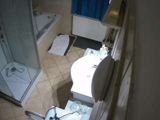 voyeurcam-julmodels-bath-2nd-2