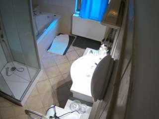 voyeurcam-julmodels-bath-2nd-2