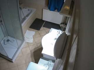 voyeurcam-julmodels-bath-2nd-2