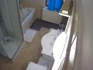 voyeurcam-julmodels-bath-2nd-2