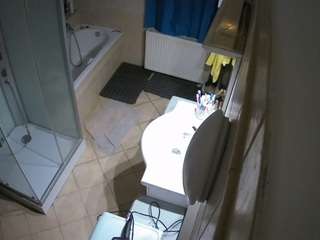 voyeurcam-julmodels-bath-2nd-2 webcam