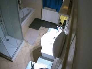 voyeurcam-julmodels-bath-2nd-2 webcam