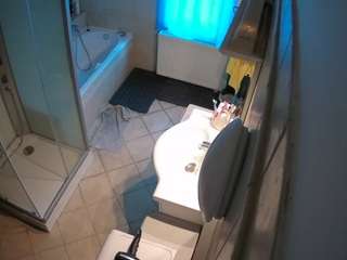 Julmodels Bathroom 2nd Floor-2